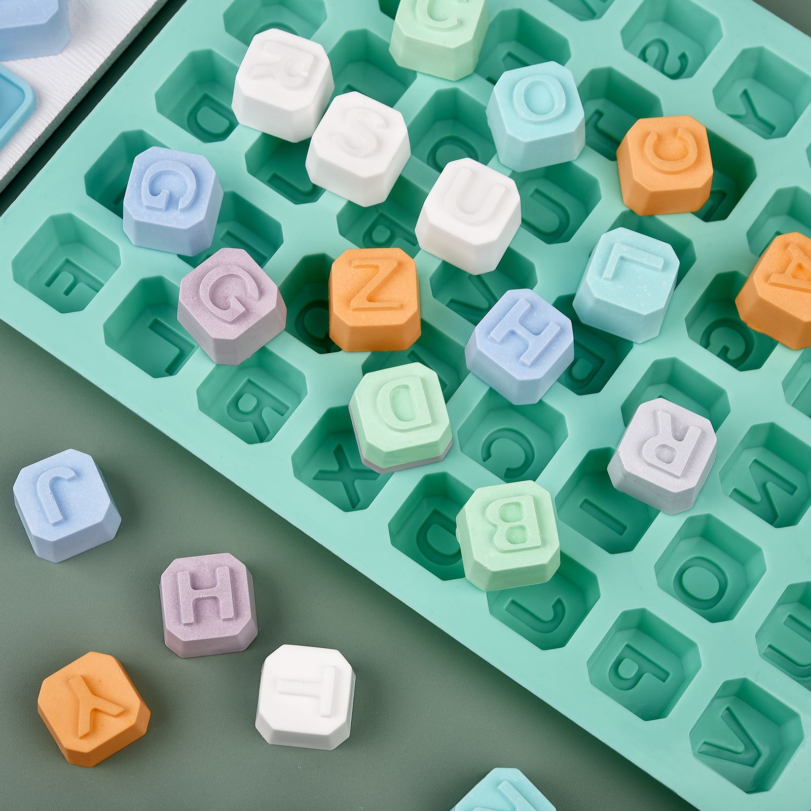 48-letters Enghish alfabet let - Soap Making Gloves recensie en prijs