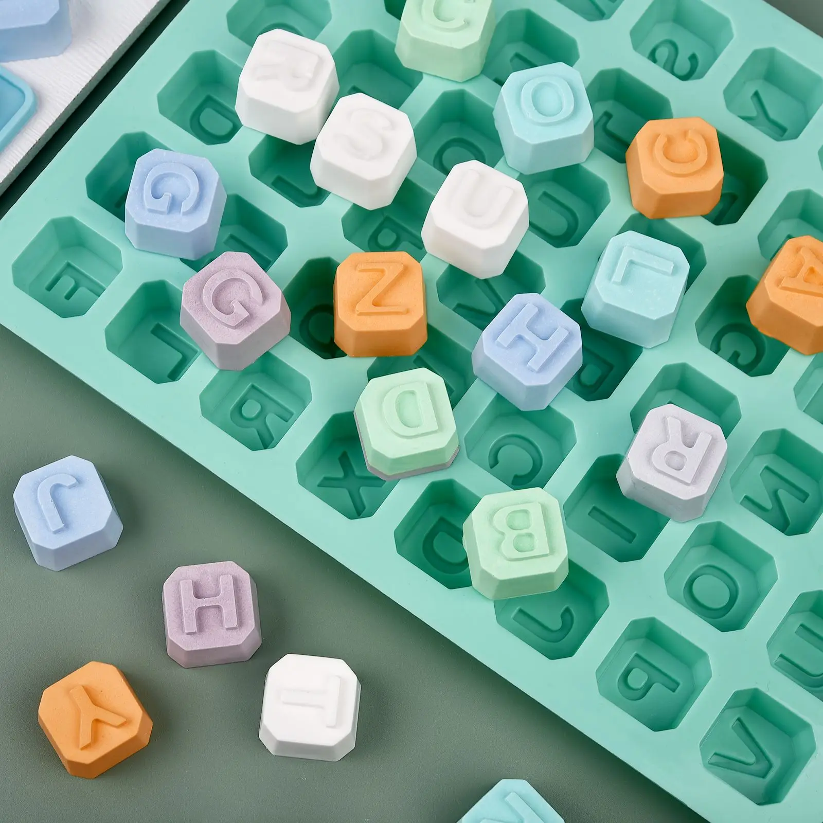 48-letters Enghish alfabet let - Soap Making Gloves recensie en prijs